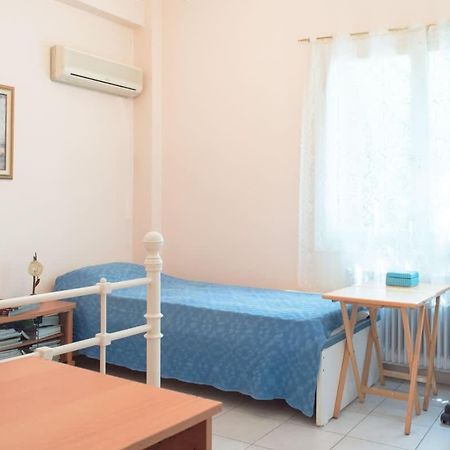 Family Apt With Garden Next To The Sea Афіни Екстер'єр фото